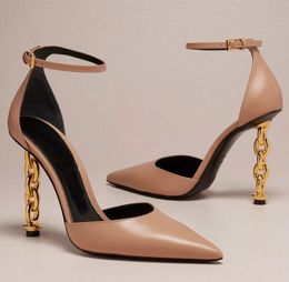Femmes de marque célèbres Tomsford Sandals Chaussures Calfskin Orsay Chain-Heel pointu Pumps Pumps Lady Party Robe de mariée High Heels EU35-43