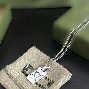 Beroemde BrandCuff -ontwerper Pearl Fashion Double G Wedding Crystal Necklace Jewelry Damesheren Gift Brandlace