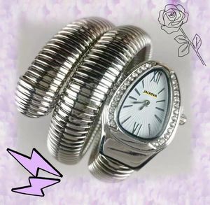 Beroemde klassieke bijenslang eenvoudig horloge volledig roestvrij staal Kristal Diamanten Ring Horloges Dames Quartz Dames hoogwaardige armband Polshorloge geschenken