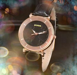 Célèbre classique petit simple abeille cadran montre de luxe mode cristal femmes horloge populaire dames Quartz mouvement montre-bracelet cadeaux