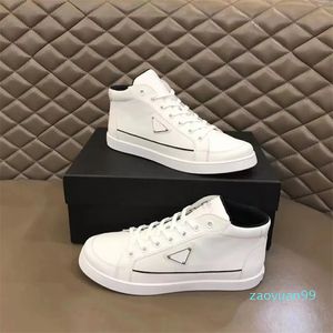 Famous Deluxe Chaussures décontractées pour hommes Re-Nylon Baskets de course Italie Originals Bande élastique Hauts Blanc Noir Cuir Designer Chaussures de sport de marche en plein air Boîte EU 38