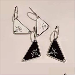 Beroemde ontwerp driehoek oorbellen heren oorbel hoepel vrouwen oorbellen zwart-wit partij sieraden ornamenten eenvoudige elegante drop levering