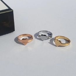 Famoso diseñador anillo de cobre clásico diseño de joyas de moda anillos para mujeres regalos navideños bonitos