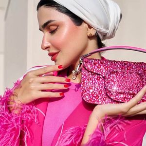 Sac à bandoulière de créateur célèbre Mini LoCo Handbag Hands Sac à main Diamond Inravay Crystal Sac à main à la mode Banquet de chaîne pour femmes