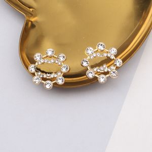 Beroemde ontwerper oorbel merkbrief oorstudeer klassieke mode ronde diamanten inzet oorbellen voor bruiloftsfeestje cadeau sieraden accessoires 20style