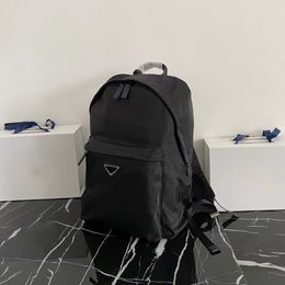 Beroemde Designer Luggagetas Reistas Zwart Classic en modieuze nieuwe grote capaciteit Backpack Heren en Dames Universal Waterproof en Wear Resistant Backpack