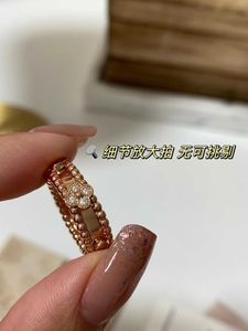 Beroemde designerringen voor geliefden Hoge gouden ring breed en smal 18k rozenbloemlicht met gewone Vanly