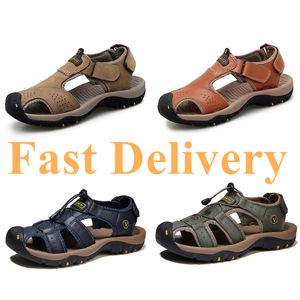 Beroemde Designer Sandalen Vrouwen Platform Geperforeerde G Slipper Strand Schoenen Schuim Sandalen Coach Papa Slides Vrouw Slipper Zwembad Mule Plat Zand