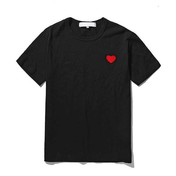 Famosa camiseta de diseñador Red Love Hear Mens Fashion Play Pareja Camiseta de manga corta Camisetas de verano de verano