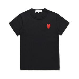 Célèbre designer t-shirt Red Love Hear tees hommes femmes mode jouer couple t-shirt décontracté à manches courtes t-shirts d'été streetwear hip-hop hauts vêtements imprimés # C050H