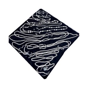 Célèbre marque de mode C designer 100% sergé de soie femmes 90CM foulard carré motif perle foulard carré noir et blanc 2024 nouveau style