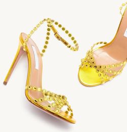 Chaussures habillées de mode célèbres, vêtements de tous les jours, sandales en cuir Tequila Aquazzura pour femmes, conception à bretelles, embellissements en cristal, talons hauts, fête sexy