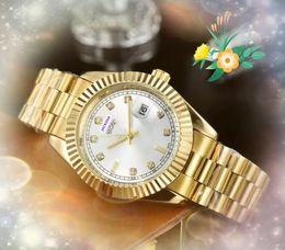 Beroemde modeheren dames unisex horloges Auto Day Date Wek Klok Japan Quartz Movement Volledige roestvrijstalen band Diamonds Dot armband Watch Montre de Luxe