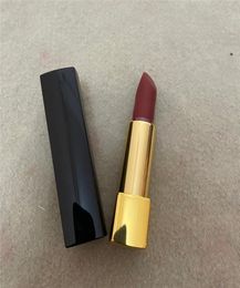 Famous Lips Makeup Pressed Black Tube Matte Lipstick 2 Couleurs Intense Lip Sticks Color Velvet Make Up Cosmetic 58 99 35G6306581