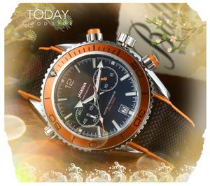 Beroemde luxe mode Crystal Men kijkt 43 mm kwarts batterij nylon stoffen riem stopwatch lumineuze klassieke gulle horloge kloktafel geschenken