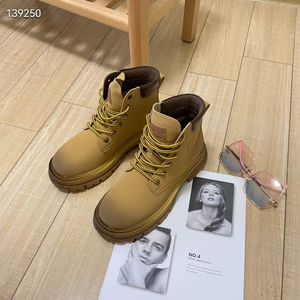 Famosos botines de lujo para mujer Bota clásica de Normandía Italia Originales Cabezas redondas Botas bajas Plataforma Piel de becerro Botín Diseñador Banquete Fiesta Botín corto Caja EU 35-41