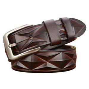 Ceinture de taille masculine célèbre