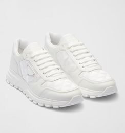 Zapatos de hombres famosos Prax 01 zapatillas de deporte reinilón de cuero cepillado mallon blanca blanca top de lujo caminar corredor de deportes al aire libre eu38-46