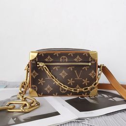 Famoso Mini baúl suave M44735 bolso de lujo de Louvis Bolso de flores negras Bolso de diseñador para mujer para hombre bolso de hobo pochette monederos bolso de cadenas bolso de hombro bolsos cruzados