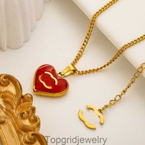 Colliers pendants de coeur célèbre de nouveau style de style nouveau de style