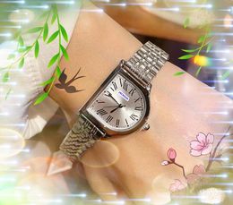 Beroemde speciale vorm Romeinse tank wijzerplaat Watch 35mm Luxe Stianless Steel Band Clock Women Quartz Movement Ladies Classic Popular Quartz Watch Montre Homme Gifts