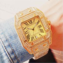 Célèbre Square Deisgner hommes regardent les femmes mouvement à quartz tous les diamants glacés montres de haute qualité unisexe robe montres-bracelets dame cl298C