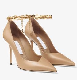 Célèbre marque d'été Diamond Talura Sandals Chaussures Pumps à orteils avec chaîne dorée talons talons robe de fête élégante EU 35-43