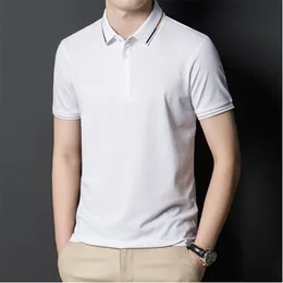 Célèbre Summer Mens Revers Polo Shirt Pure Color Casual T-shorts manches Business Korean Version Vêtements Coton en gros