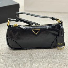 Famoso triángulo Bag de hombro clásico de diseño Italia Totas de marca Fashion Bolsos de mano para mujer Bolsos de axila vintage de lujo.