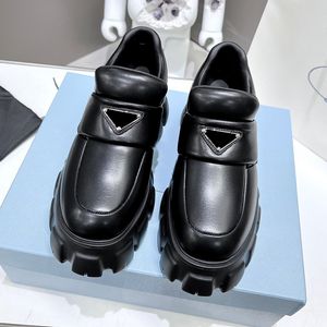 Célèbres femmes chaussures habillées de créateurs printemps automne nouveau cuir véritable fond plat dames petite chaussure en cuir bout rond talon épais semelle épaisse chargeurs surélevés chaussure