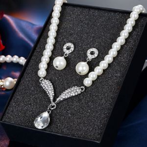 Imitatie Pearl Water Drop Sieraden Sets Kettingen Zilverkleur Kristallen oorbellen Bracelet voor vrouwen Verklaring