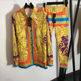 Fan Familys Nieuwe kleding van dames met bloemenprint revershemd met lange mouwen en elastische slank leggings