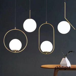 Fantaisie Abat-jour En Verre Lampes Suspendues LED Lumières Cuisine Îlot Salle À Manger Chevet Lampes Suspendues Pour Plafond En Laiton Moderne Suspension Lustre LRS001