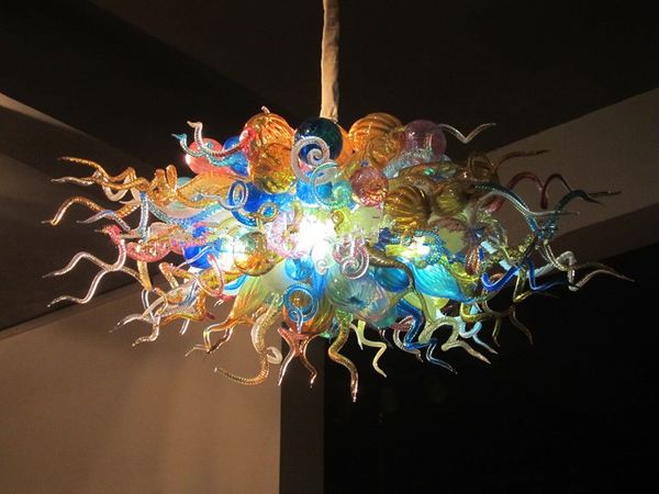 Lampes suspendues LED fantaisie 100% bouche lustres soufflés à la main table haut suspendu rond lustre en verre de Murano luminaire