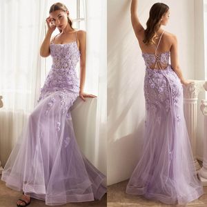 Vestidos de noche de sirena elegantes, apliques florales en 3D, vestidos de fiesta con tirantes finos y cordones, vestidos de fiesta formales de ilusión hechos a medida