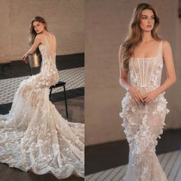Robes de mariée sirène fantaisie bretelles spaghetti voir à travers les robes de mariée dos nu appliques florales 3D Illusion balayage train robe robe de mariée