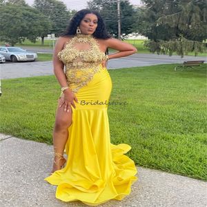 Robe de bal fantaisie jaune grande taille pour filles noires, sexy, col licou, appliques dorées, robes de soirée sirène, sans manches, robe d'anniversaire formelle avec fente, 2024