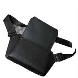 Fanny pack bag negro Aerogram Slingbag Diseñador Nuevo Piel de becerro granulada Cuero genuino Sling Bag billetera M59625 M57081 Mensaje para hombre W2772