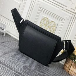 Fanny pack bag negro Aerogram Slingbag Diseñador Nuevo Piel de becerro granulada Cuero genuino Sling Bag billetera M59625 M57081 Mensaje para hombre W263W