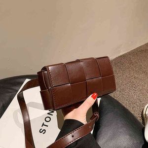 Fanny Packs vrouwelijke tassen mode messenger borsttas textuur populaire taille tas dubbele doeleinden kleine vierkante tas 220627