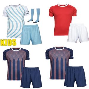 Fans 2023/24 Nottingham Soccer Jerseys 2023 2024 Forest WORRALL WILLIAMS COLBACK AWONIYI WOOD SANGARE YATES DENNIS McKENNA ELANGA Kit de football pour enfants