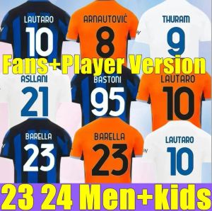 Fans Tops Tees Inter Soccer Jerseys 23 24 Maglia Milano LAUTARO SKRINIAR BARELLA Chemises de football Kit enfants 2023 2024 BASTONI GOSENS DZEKO BROZOVIC DE VRIJ M J240309