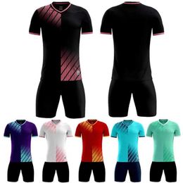 Fans tops TEES Men Boys voetbal kledingpak overlevende voetbalpakketten blanco hardloop training pakken aanpassen print voetbal tracksuit jersey kit y240423