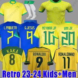 Brasil camisetas de fútbol Brasil Camisetas retro CASEMIRO VINI JR RICHARLISON PELE 1998 2002 2004 Carlos Romario Ronaldinho camisa de futebol 1994 2006 RIVALDO Kit para niños