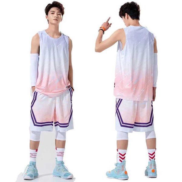 Les fans en tête de t-shirt personnalisé pour hommes personnalisés Boys Basketball Jerseys Shirt Sports Sports avec short New Men Gradient Basketball Uniforme Y240423