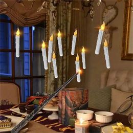 Fantasie drijvende kaarsen met magische toverstok op afstand led flikkerende vlambatterij bediend voor Halloween Xmas 240417