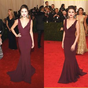 Fascinant Selena Gomez robes de tapis rouge robe de soirée de célébrité Sexy col en v profond gaine tribunal train femmes robes de soirée formelles dos ouvert