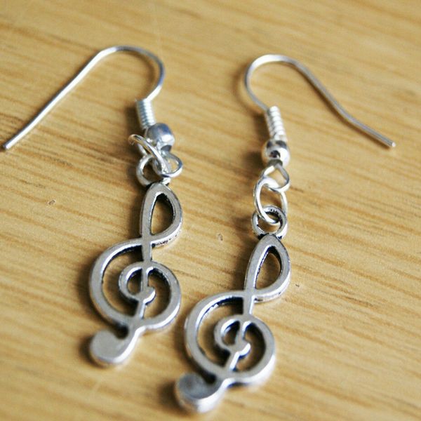 Fashio Nueva Venta Caliente Aleación de Zinc Plata Antigua Nota Musical Colgantes del Encanto Pendientes de Gota Joyería de Las Mujeres Regalos de Vacaciones 50 Par / Lote Envío Gratis