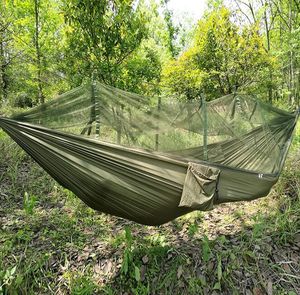 Moda 2 personas Lona Portátil Doble Hamacas para acampar Muebles Uso general Hamaca de paracaídas de nailon Columpio de jardín Hamacas para caminatas