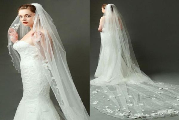 Fashion 2018 Veaux de mariage en une couche Style de cathédrale sur mesure Veille nuptiale à trois longueurs 3D Applique Floral3998097